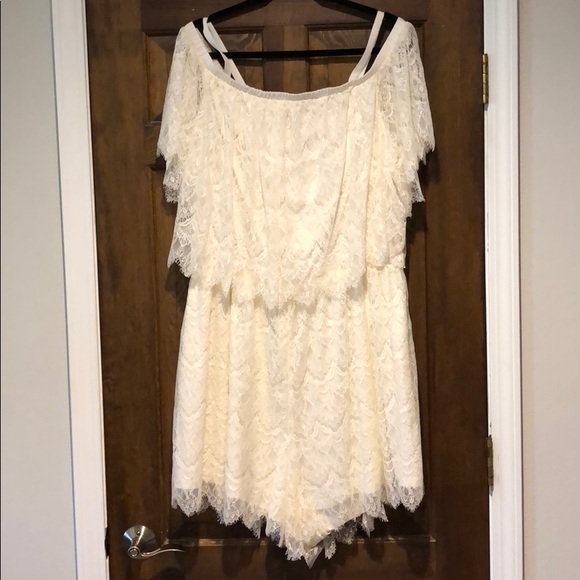 torrid Dresses & Skirts - TORRID CREAM LACE COLD SHOULDER ROMPER 3